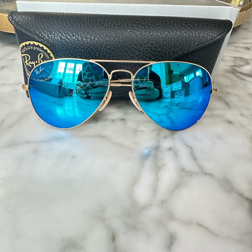 NEW IN BOX Ray-Ban Blue Aviator Sunglasses